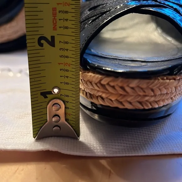 STUART WEITZMAN Wedge Sandals Black Patent Leather - Picture 9 of 9